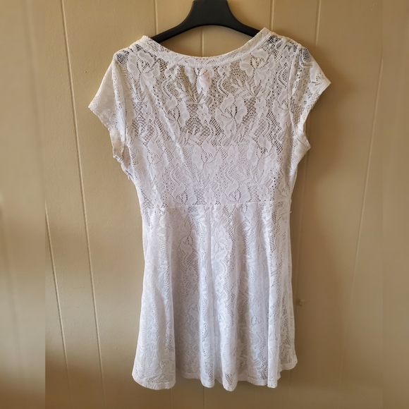 💝 5/$20 -No Boundaries White Lace Dress - Picture 2 of 7